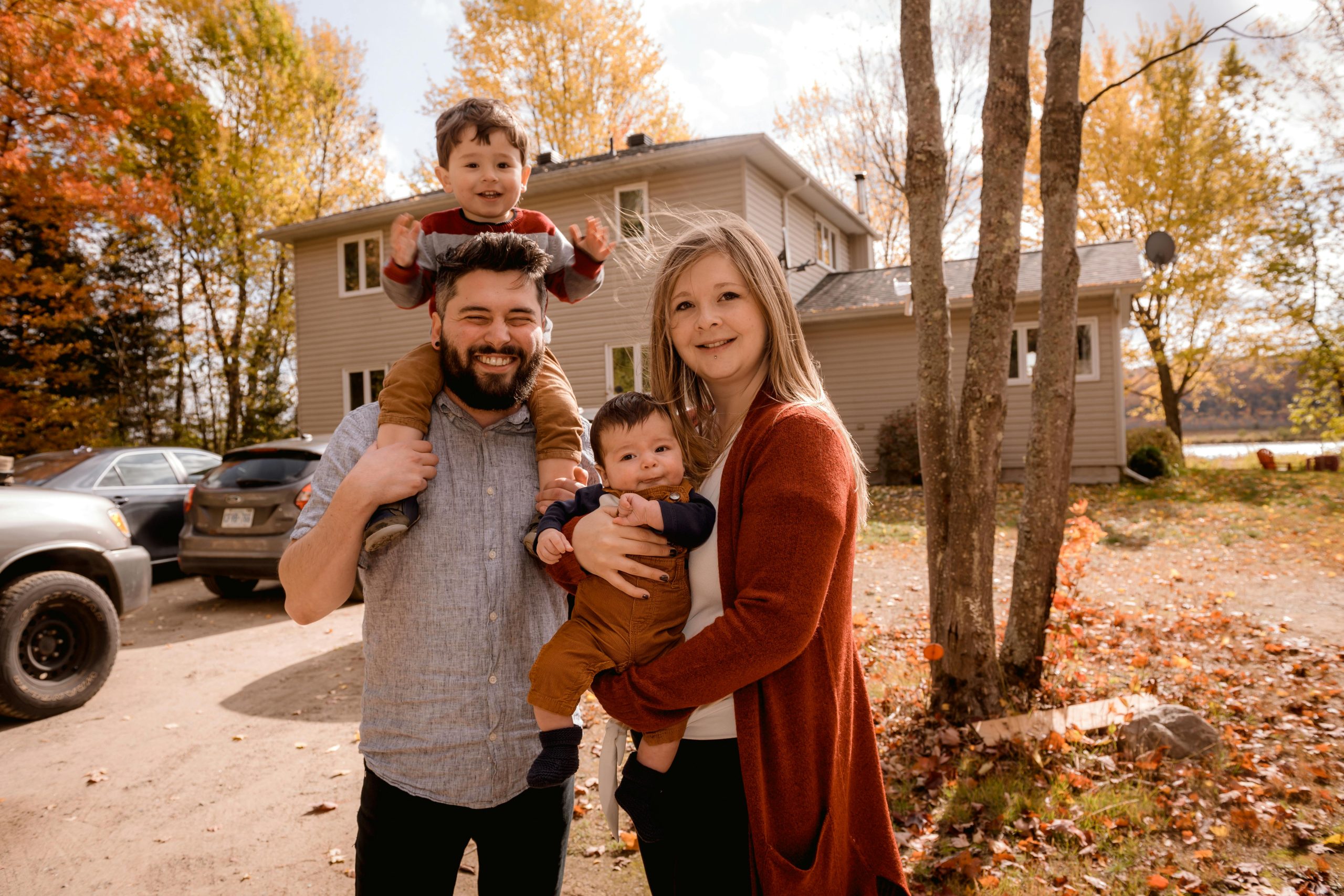 a family outside in ottawa at spring time